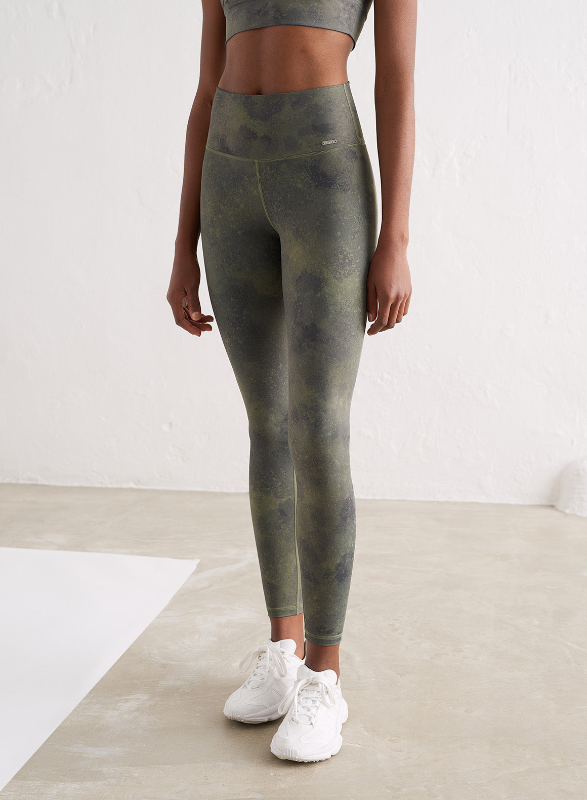 Align tank in bronze green (6), Align 23” leggings in bronze green