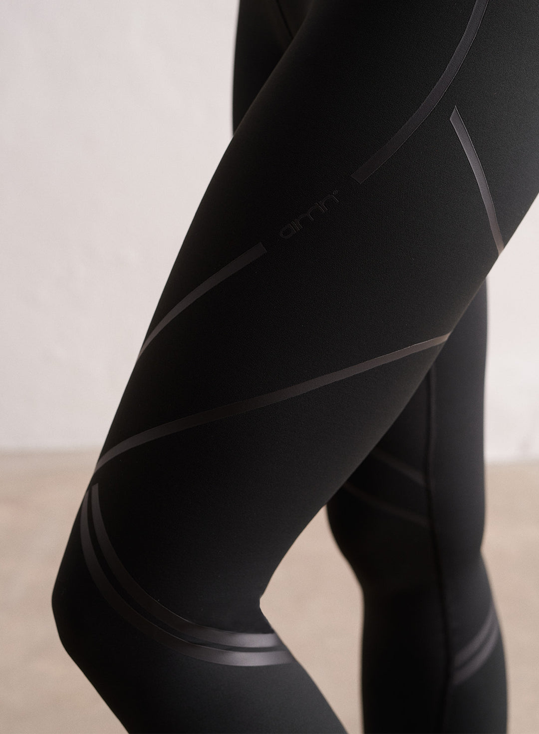 BLACK ELEVATE CORE TIGHTS AIMN NZ